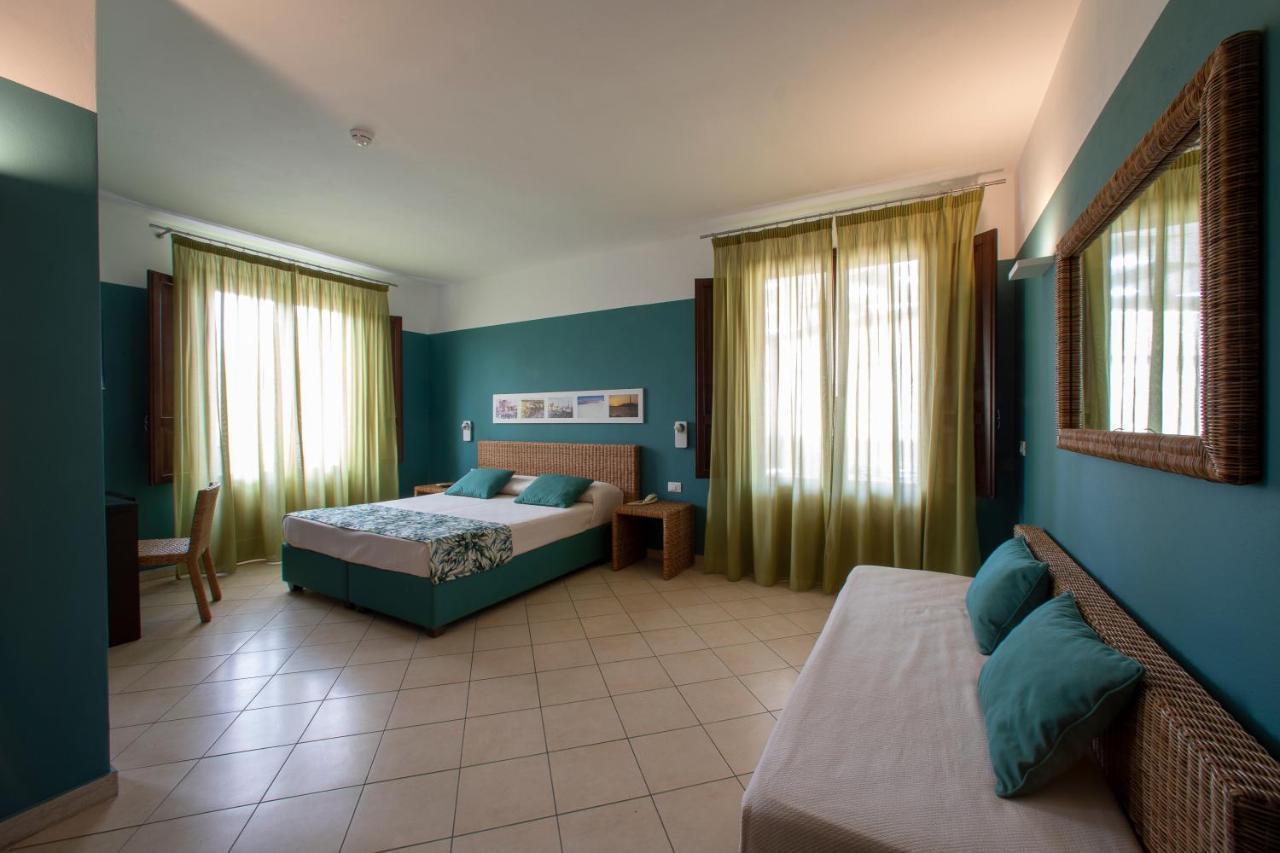 Insula Hotel ฟาวีญานา ภายนอก รูปภาพ